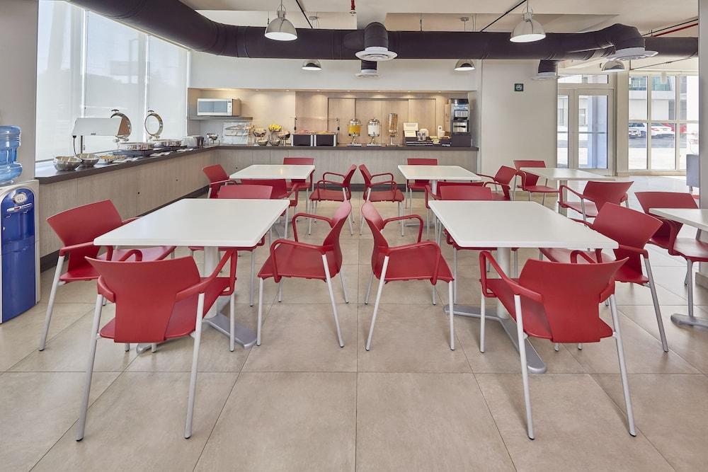 City Express Junior By Marriott Cancun Ngoại thất bức ảnh