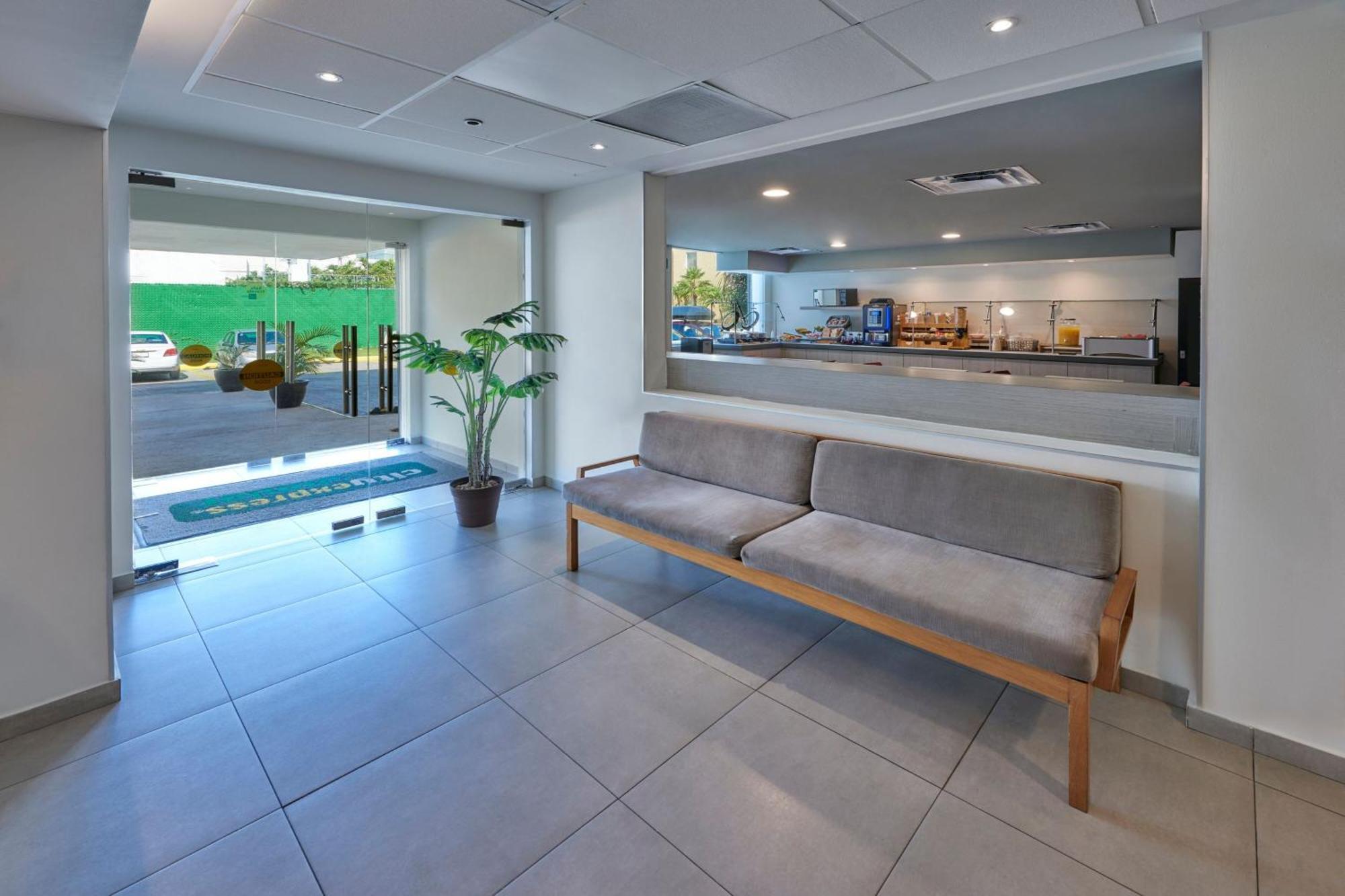 City Express Junior By Marriott Cancun Ngoại thất bức ảnh