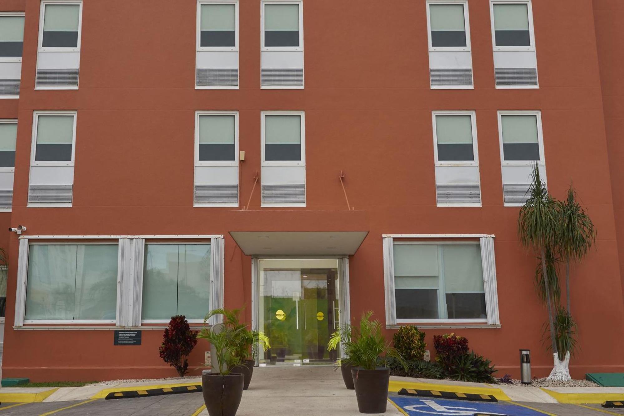 City Express Junior By Marriott Cancun Ngoại thất bức ảnh