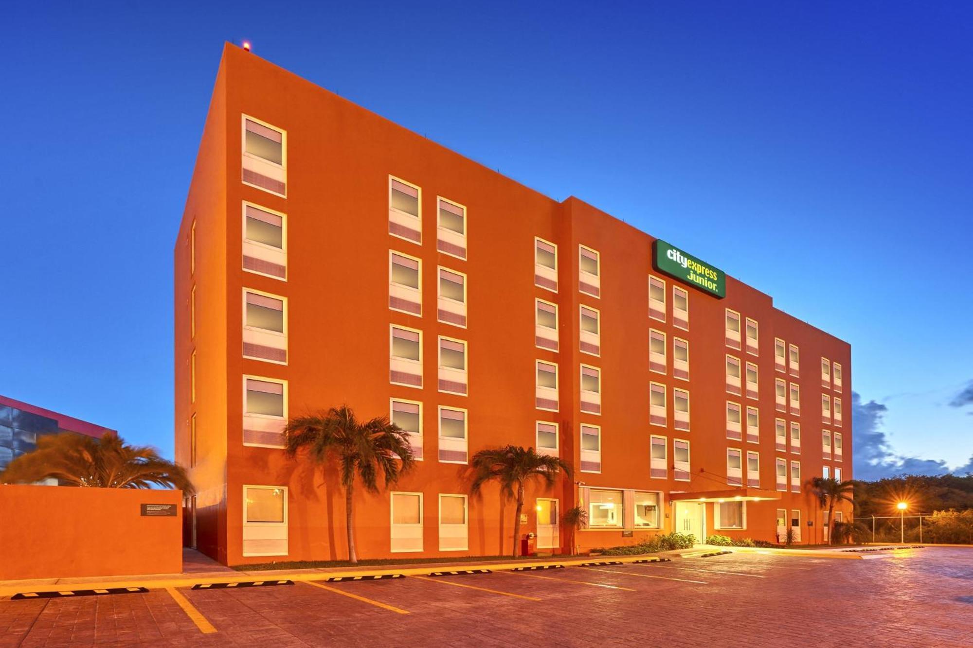 City Express Junior By Marriott Cancun Ngoại thất bức ảnh