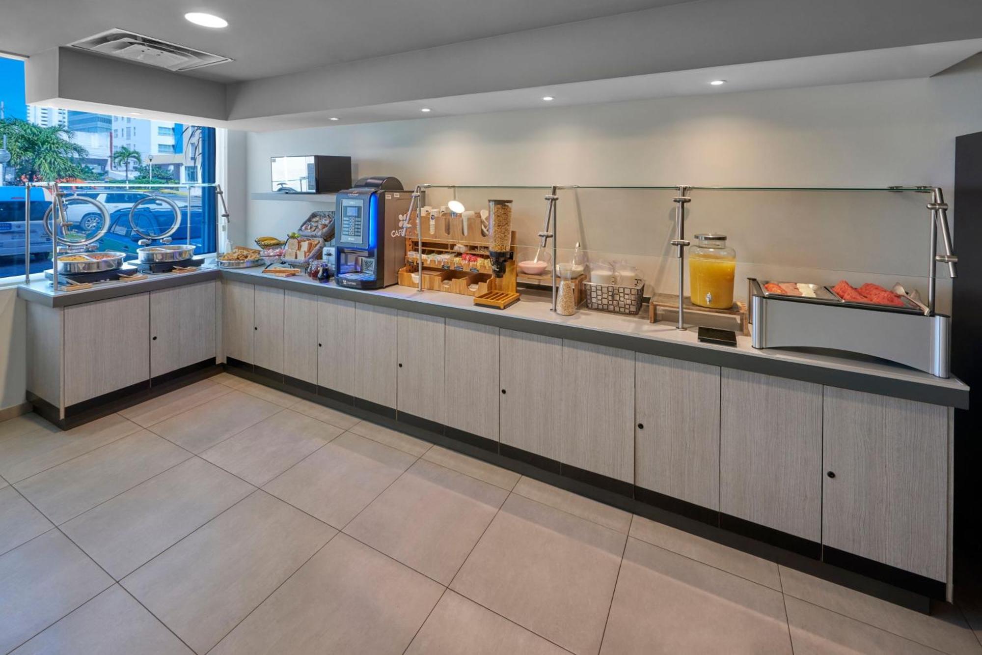 City Express Junior By Marriott Cancun Ngoại thất bức ảnh